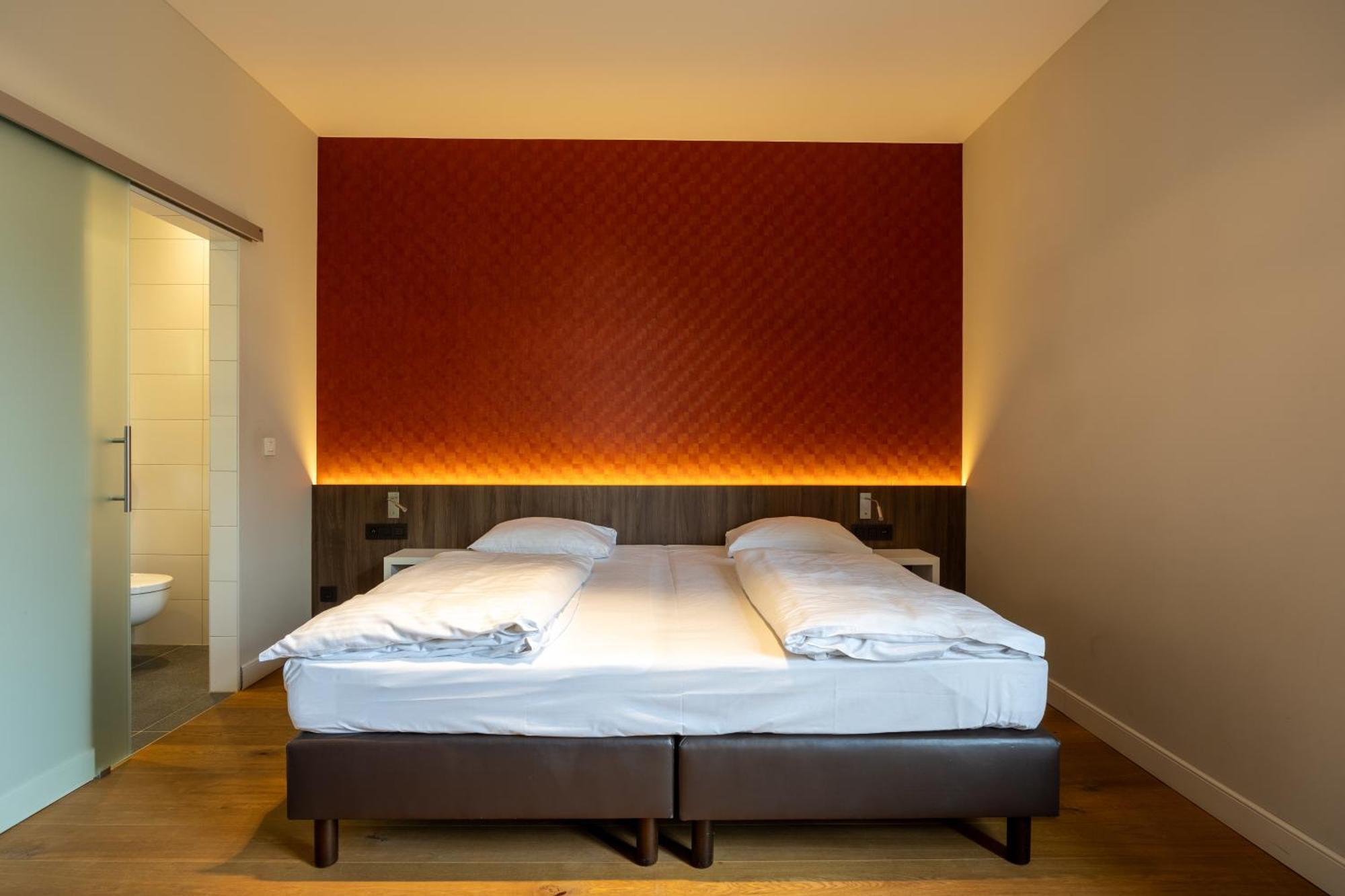 Hotel De Boskar Neerpelt Exteriör bild